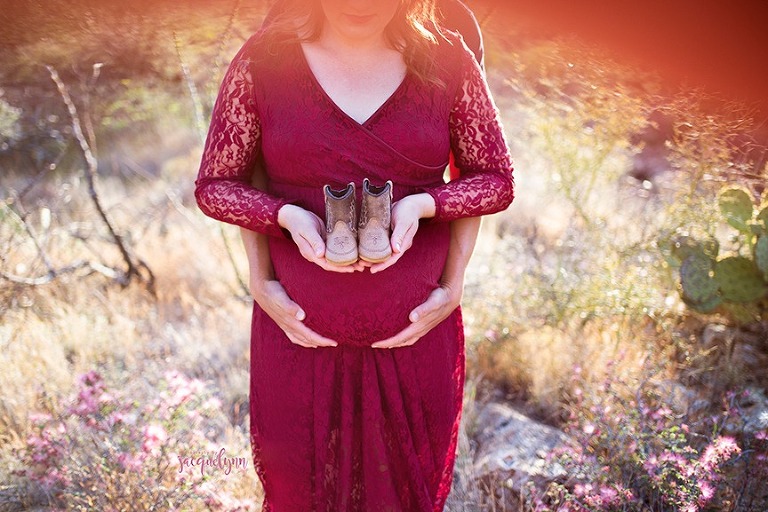 Top Tips for Incredible Maternity Photos: Outfits, Locations, & More -