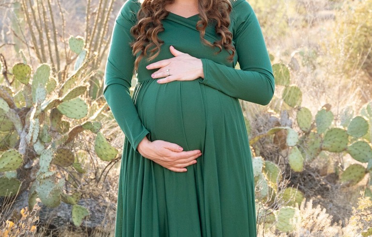 Tucson-desert-Morning-Maternity-Photos