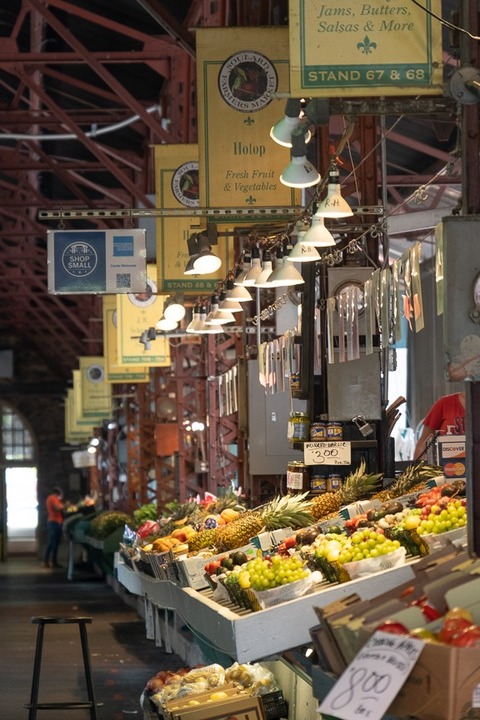 vegetable stalls farmer's market in st louis missouri